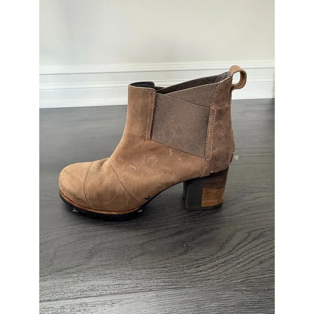Sorel Brown Heeled Boots Size 8.5